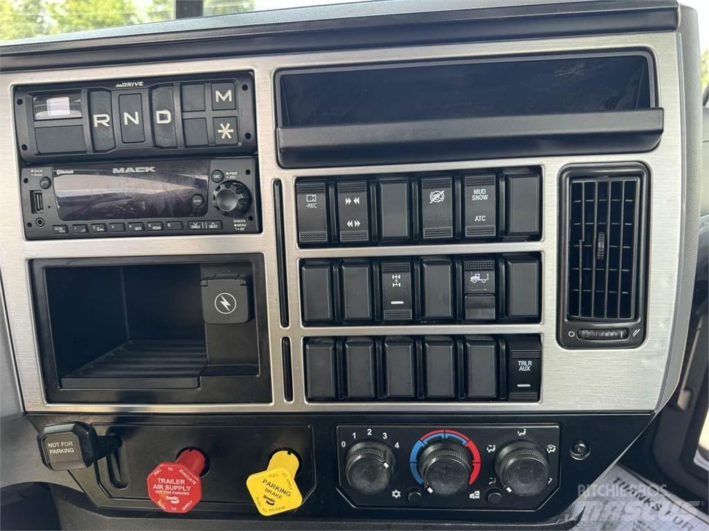 Mack AN64T Traktorske jedinice