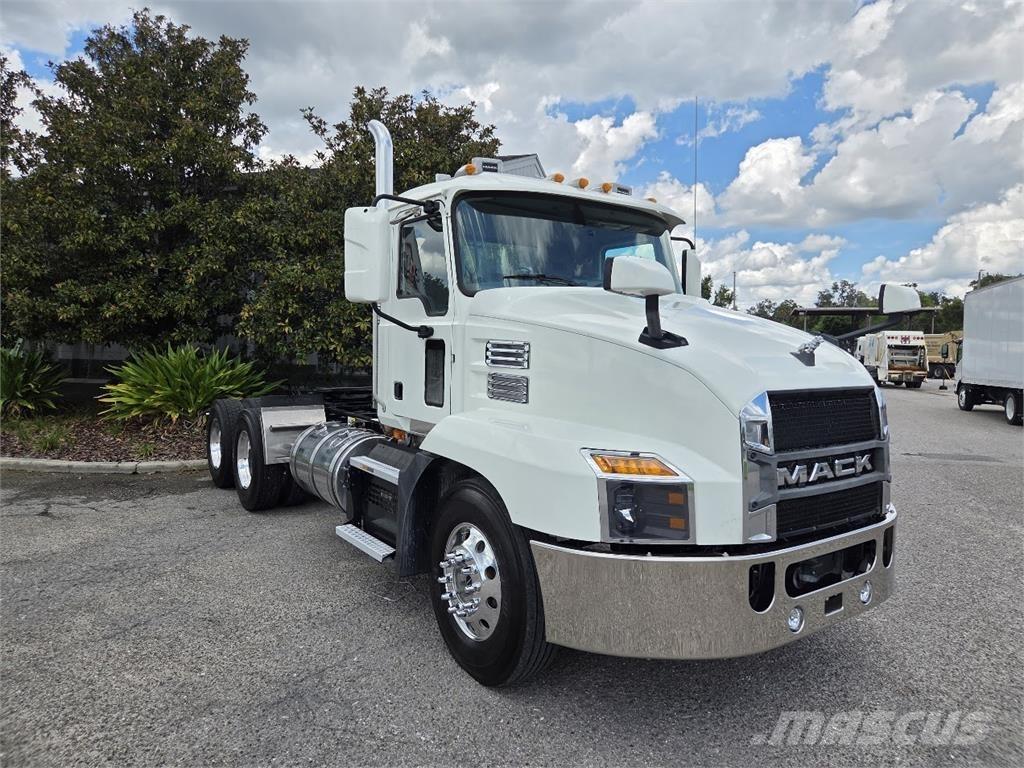 Mack AN64T Traktorske jedinice