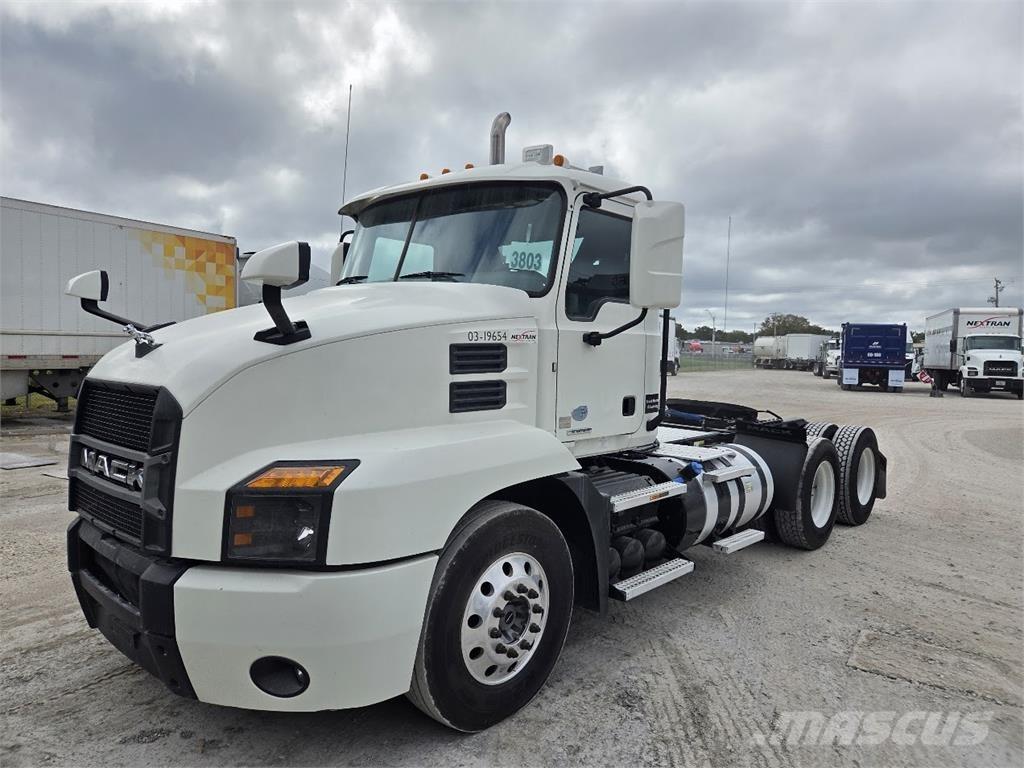 Mack AN64T Traktorske jedinice
