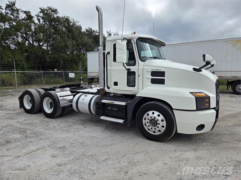 Mack AN64T Traktorske jedinice