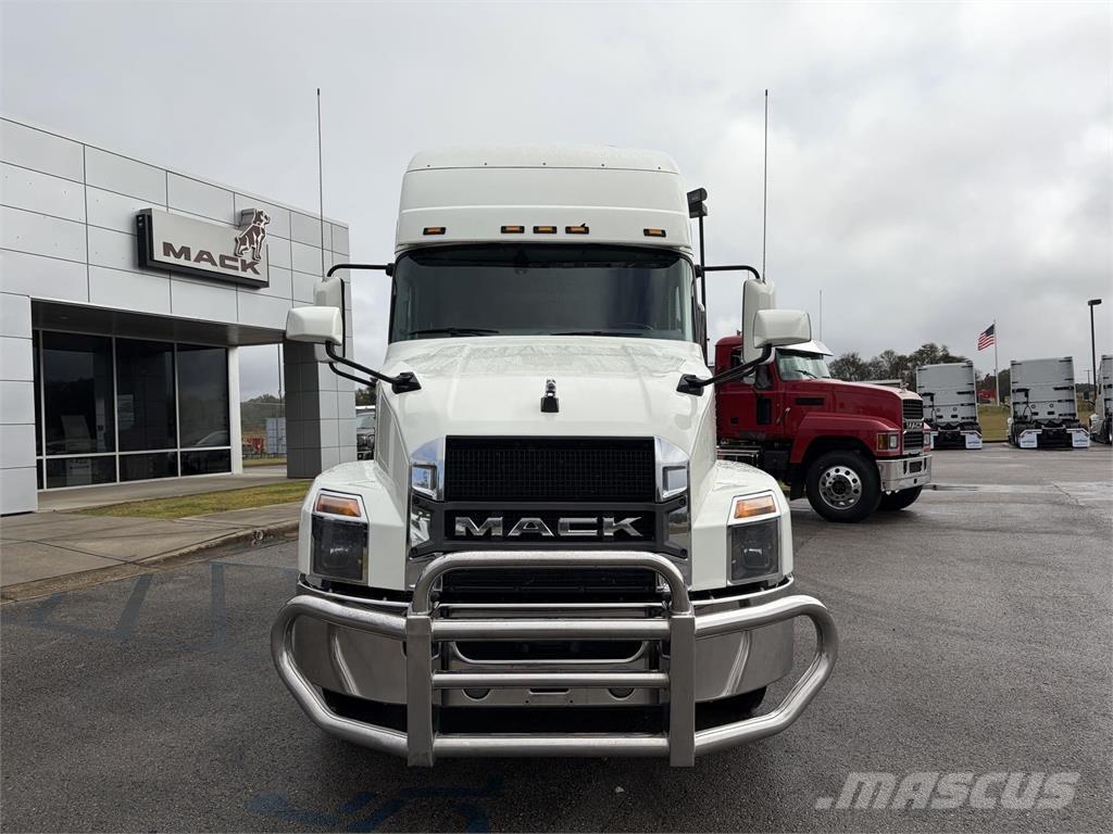 Mack AN64T Traktorske jedinice