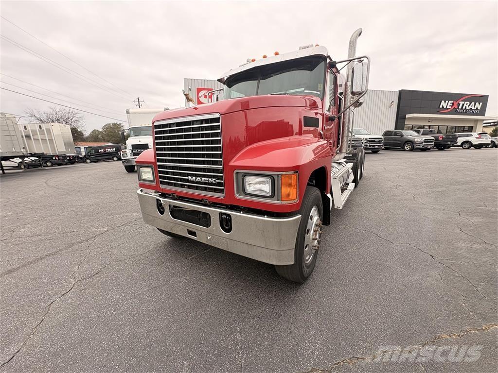 Mack CHU613 Traktorske jedinice