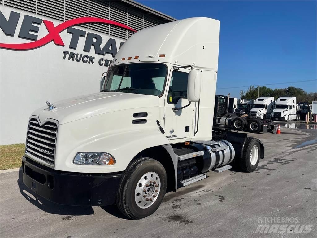 Mack CXU612 Traktorske jedinice