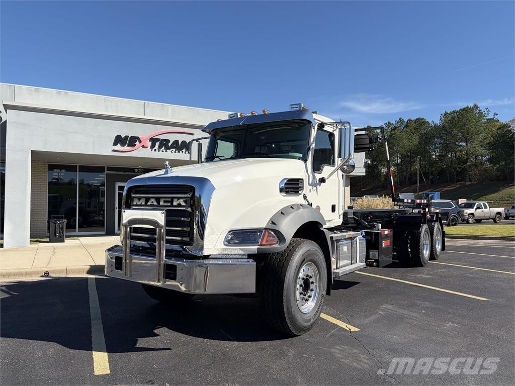 Mack GR64B Ostali kamioni