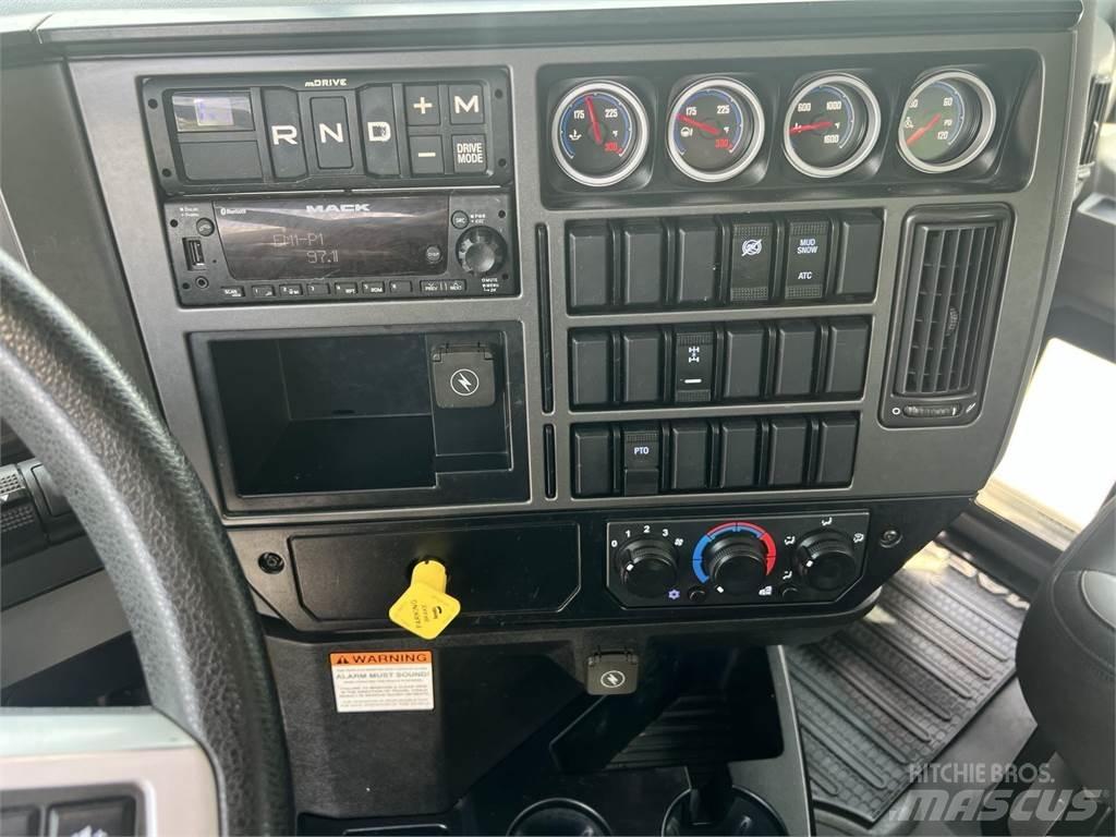 Mack GR64BR Ostali kamioni