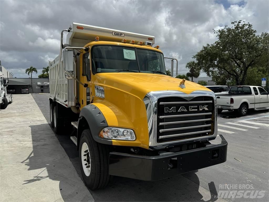 Mack GR64BRX Kiper kamioni
