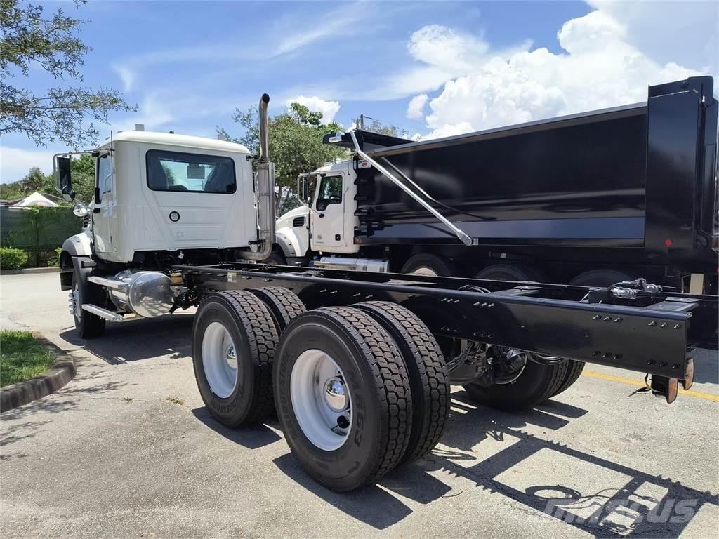 Mack GR64BX Kamioni mikseri za beton