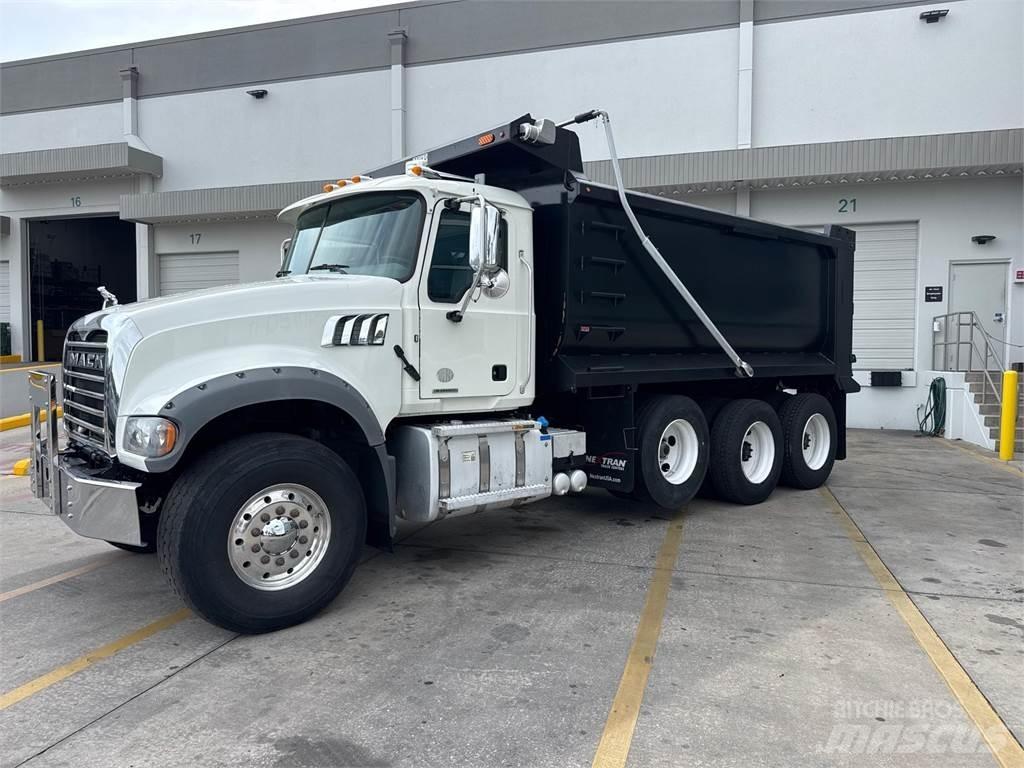Mack GR64F Kiper kamioni