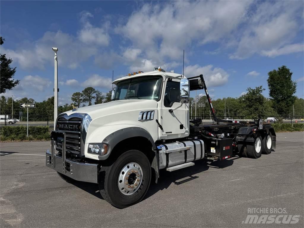 Mack GR64F Ostali kamioni