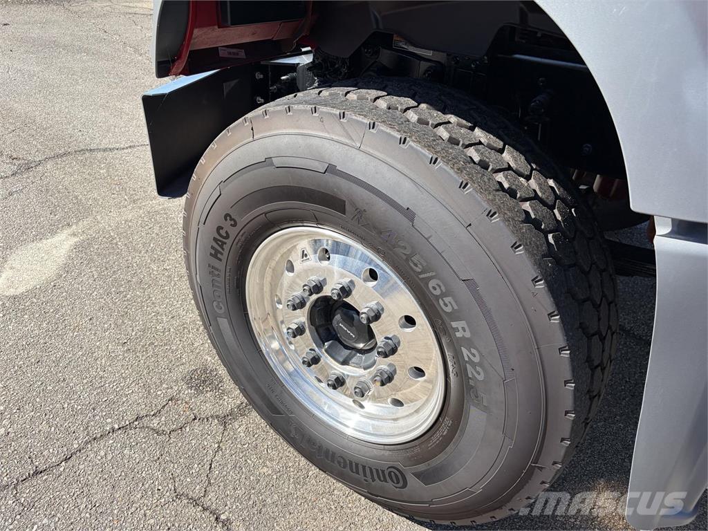 Mack GR64FR Kamioni mikseri za beton