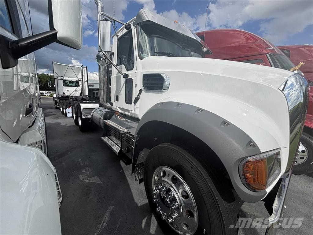 Mack GR64FT Traktorske jedinice