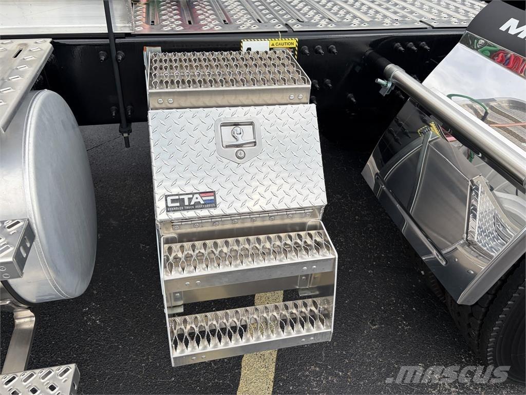 Mack GR64FT Traktorske jedinice