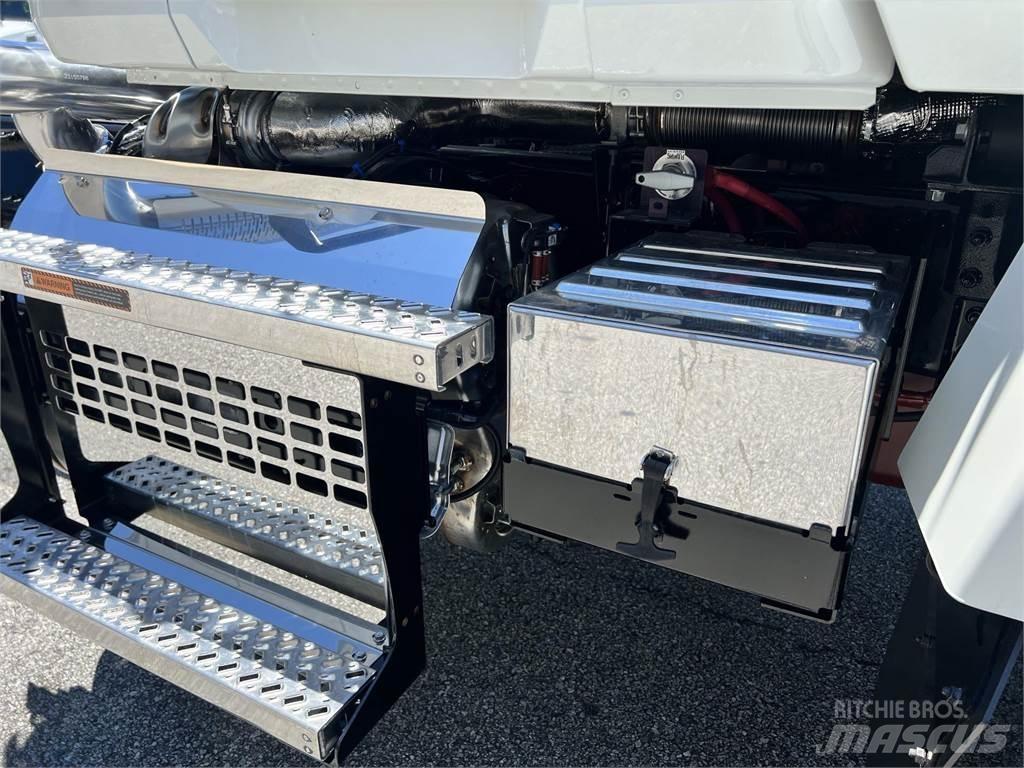 Mack PI64T Traktorske jedinice