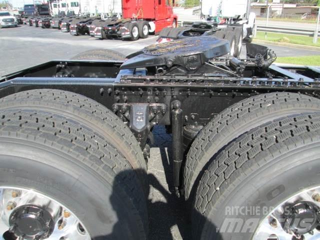Mack PI64T Traktorske jedinice