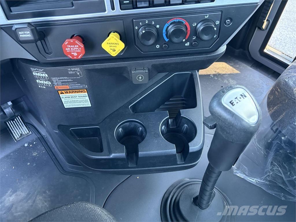 Mack PI64T Traktorske jedinice