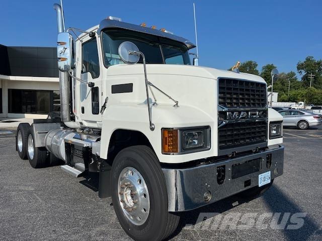 Mack PI64T Traktorske jedinice