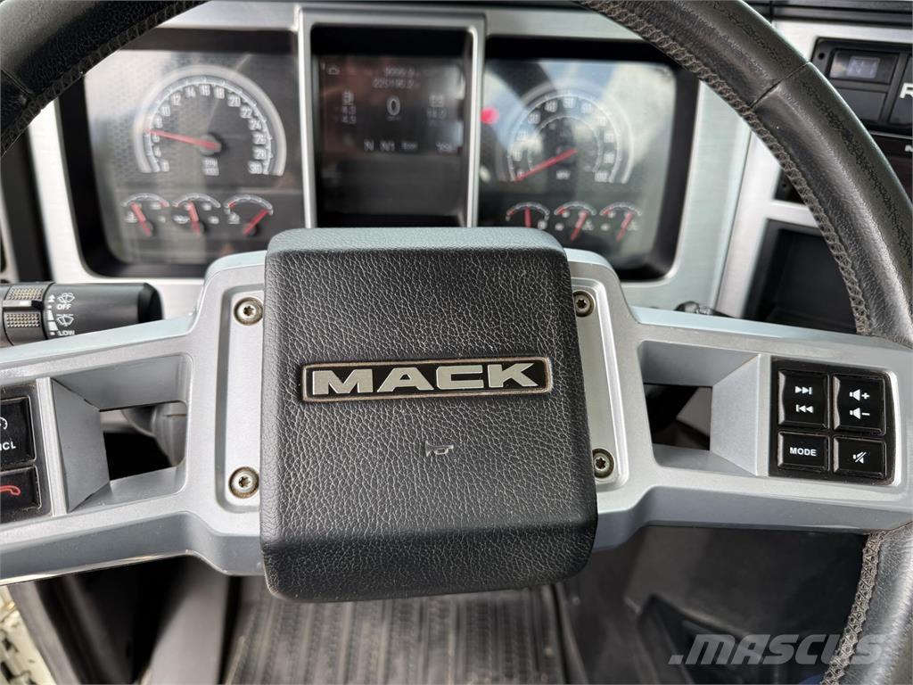 Mack PI64T Traktorske jedinice