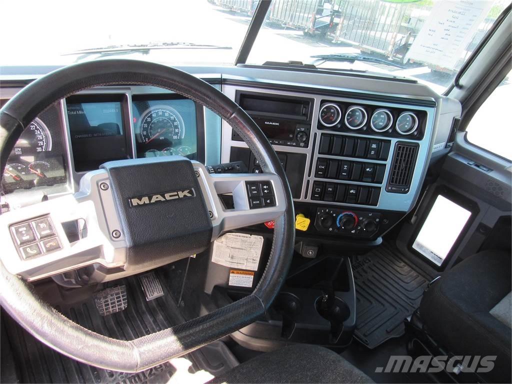 Mack PI64T Traktorske jedinice