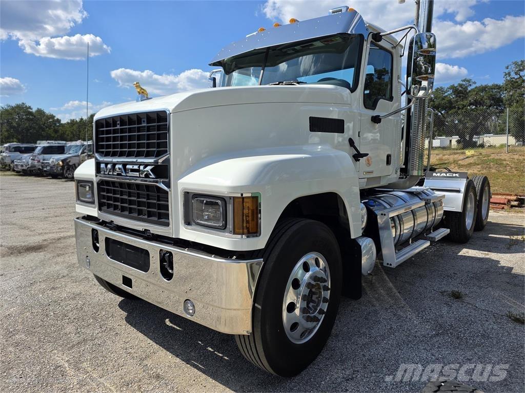 Mack PI64T Traktorske jedinice