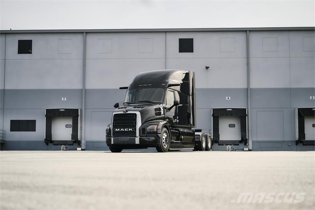 Mack PR64T Traktorske jedinice