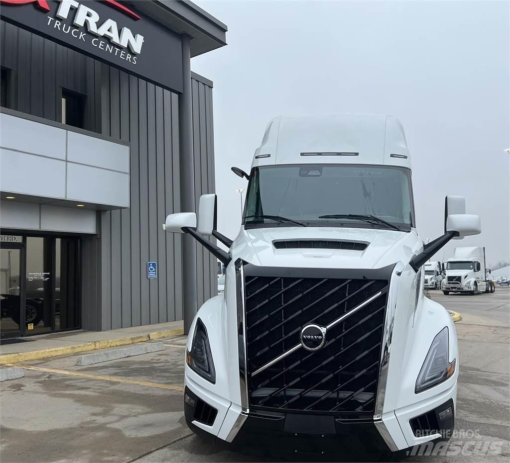 Volvo NEW VNL860 Traktorske jedinice