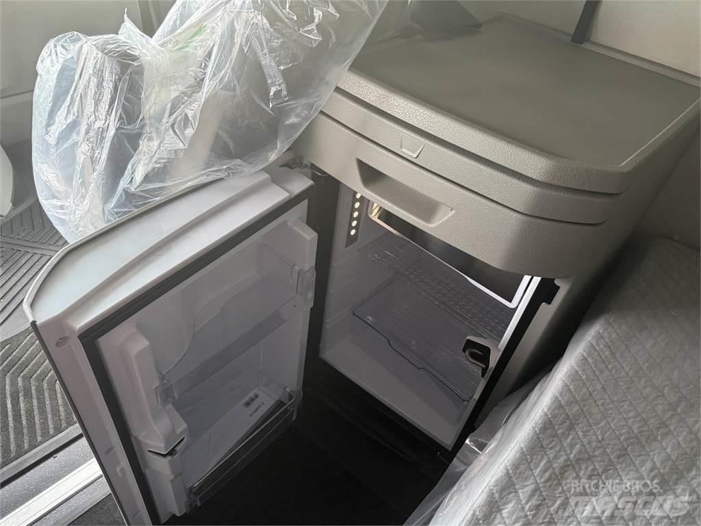 Volvo NEW VNL860 Traktorske jedinice
