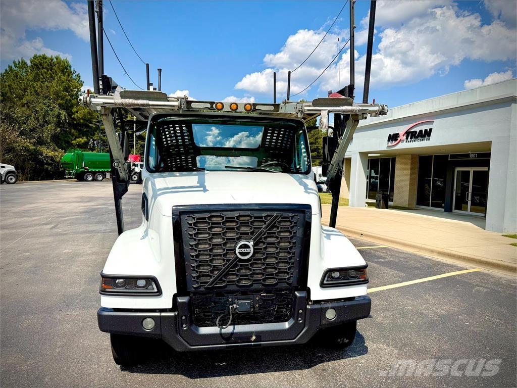 Volvo VAH64400 Rol kiper kamioni s kukama za dizanje