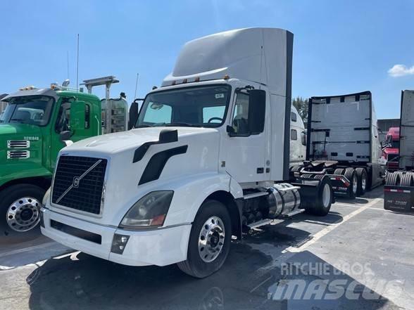 Volvo VNL42T Traktorske jedinice
