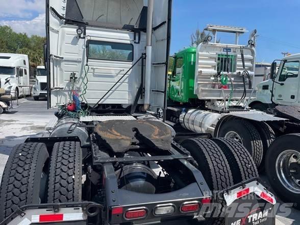 Volvo VNL42T Traktorske jedinice