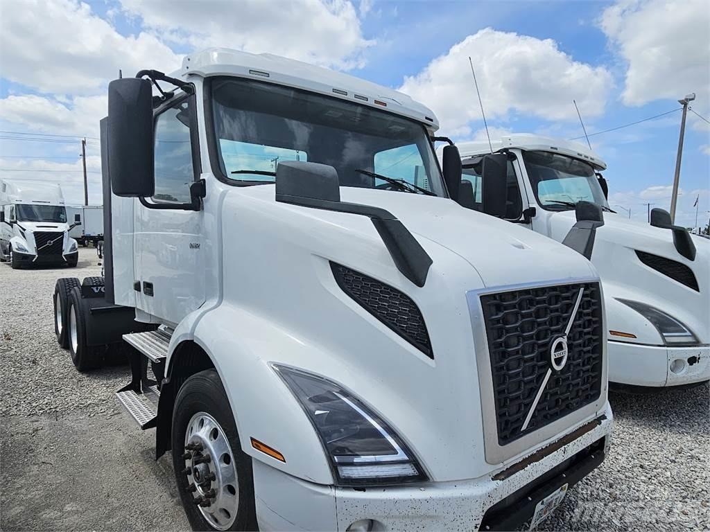 Volvo VNL64T300 Traktorske jedinice