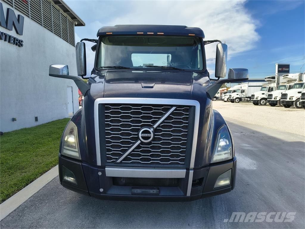 Volvo VNL64T300 Traktorske jedinice