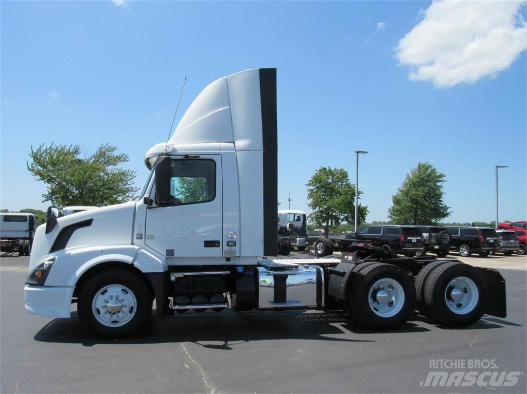 Volvo VNL64T300 Traktorske jedinice