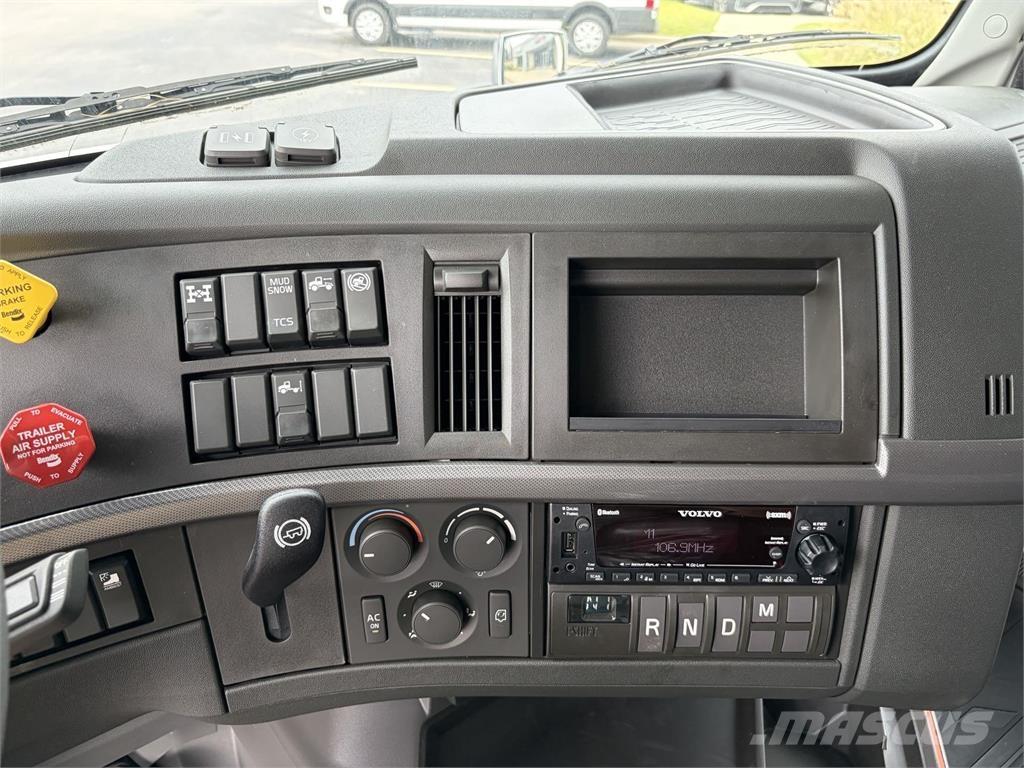 Volvo VNL64T740 Traktorske jedinice