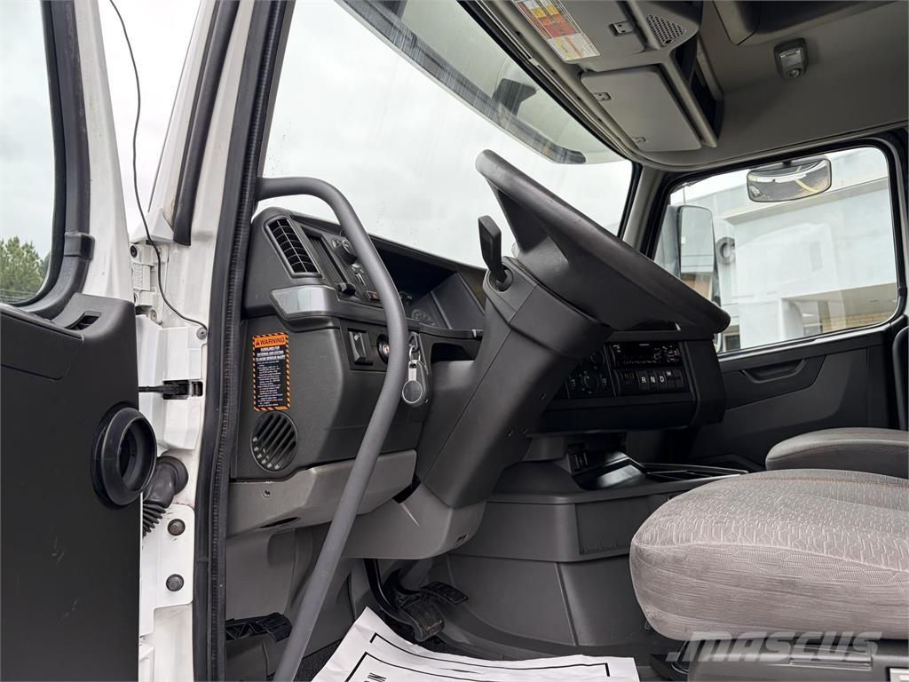 Volvo VNL64T760 Traktorske jedinice