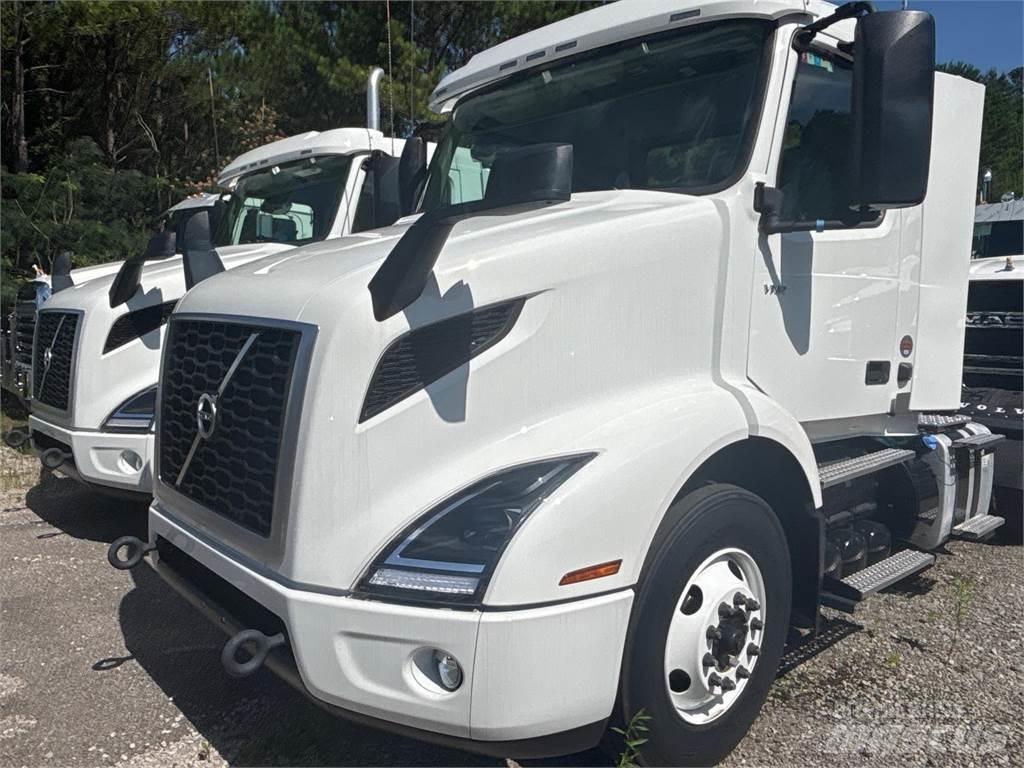 Volvo VNR42T300 Traktorske jedinice