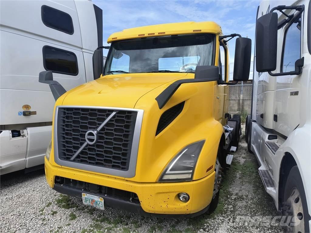 Volvo VNR64T Traktorske jedinice