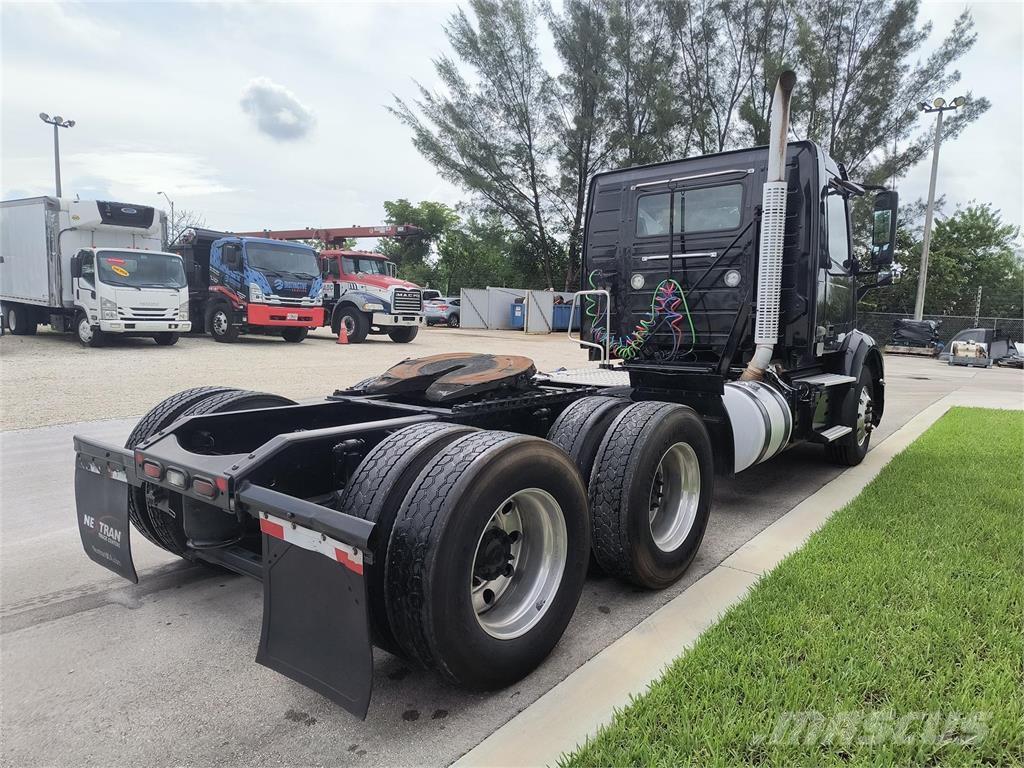 Volvo VNR64T Traktorske jedinice