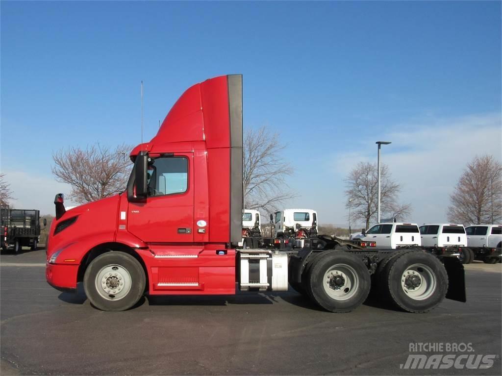 Volvo VNR64T300 Traktorske jedinice