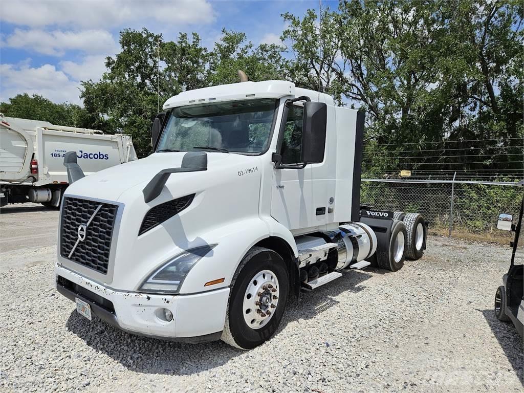 Volvo VNR64T300 Traktorske jedinice