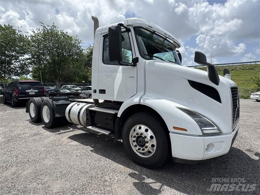 Volvo VNR64T300 Traktorske jedinice