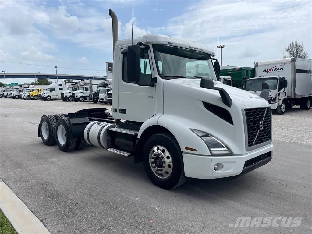 Volvo VNR64T300 Traktorske jedinice