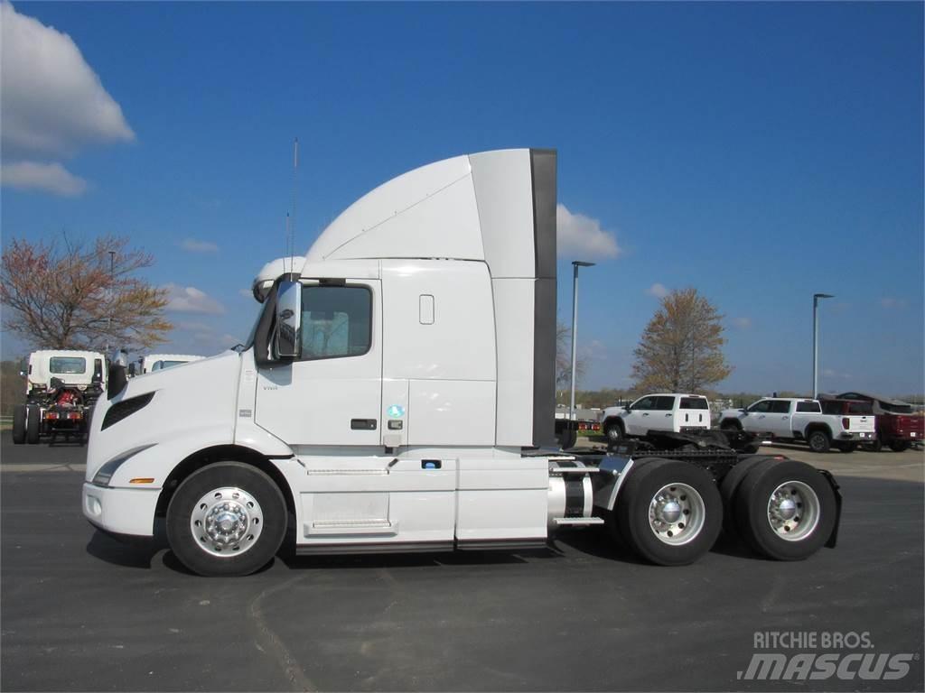 Volvo VNR64T400 Traktorske jedinice