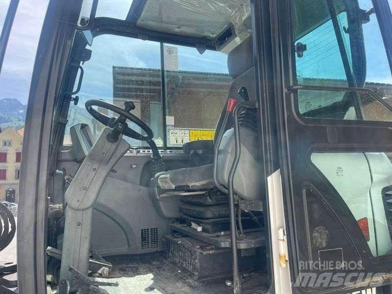 Bobcat E55W Bageri na kotačima