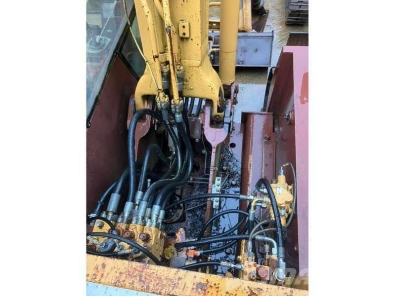 CASE 888CK Bageri na kotačima