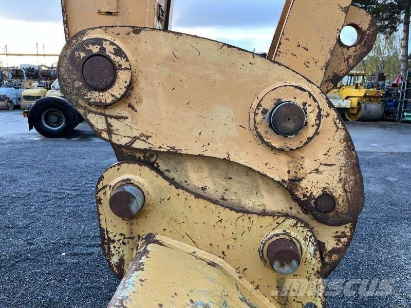 CASE WX185 Bageri na kotačima