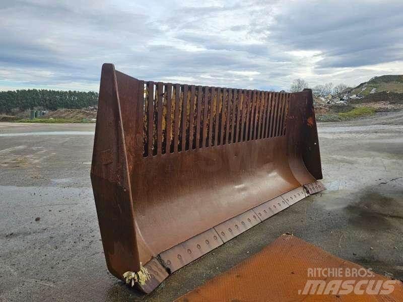 CAT 826GII Kompaktori zemlje