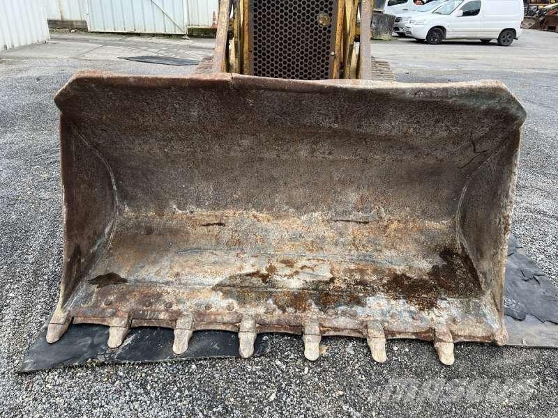 CAT 933C Utovarivači gusjeničari