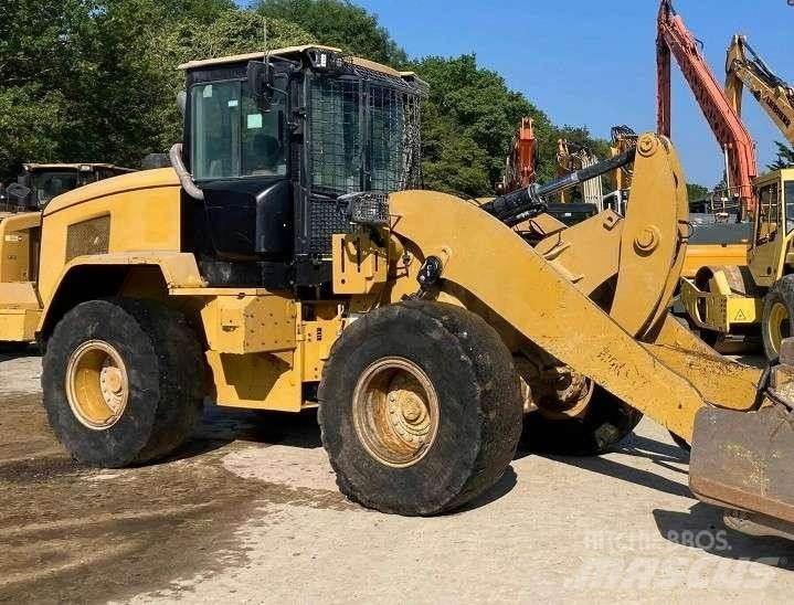 CAT 938M Utovarivači na kotačima