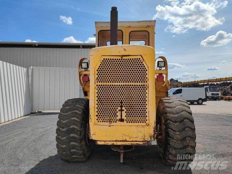 CAT 966C Utovarivači na kotačima