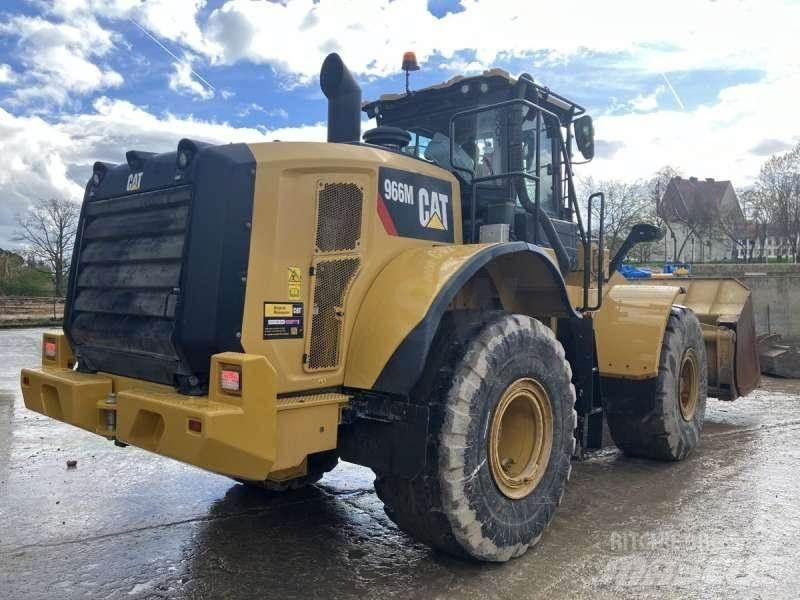 CAT 966M Utovarivači na kotačima